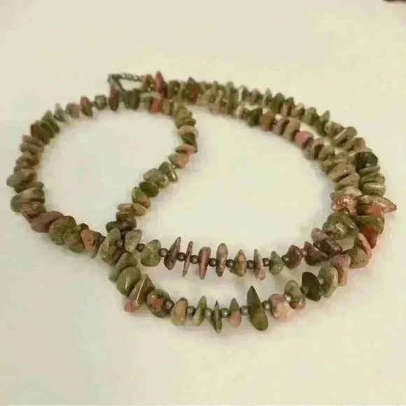 Vintage Unakite  gemstone necklace - Picture 3 of 9